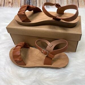 New Lucky Brand Kids Sandal Grace Cognac Size 1M